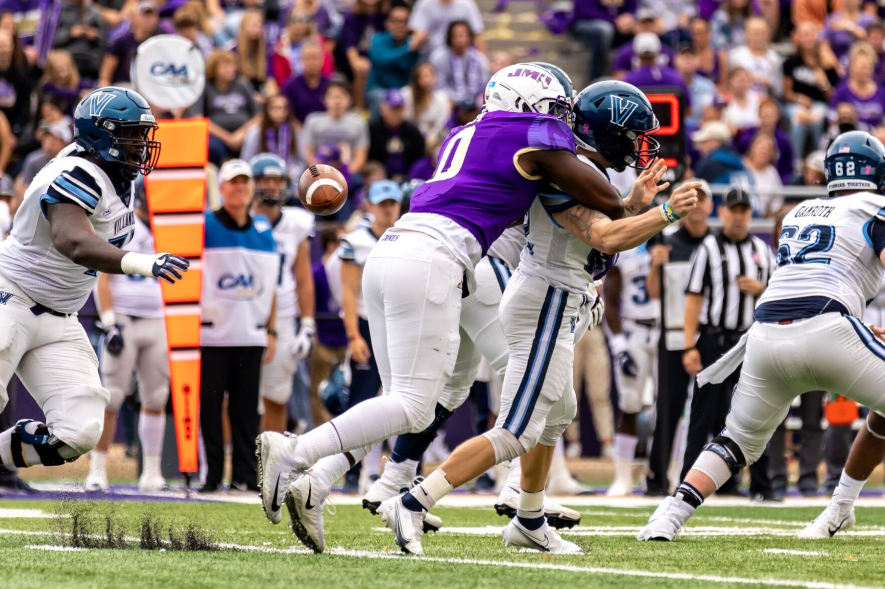 Villanova vs JMU football_10.jpg
